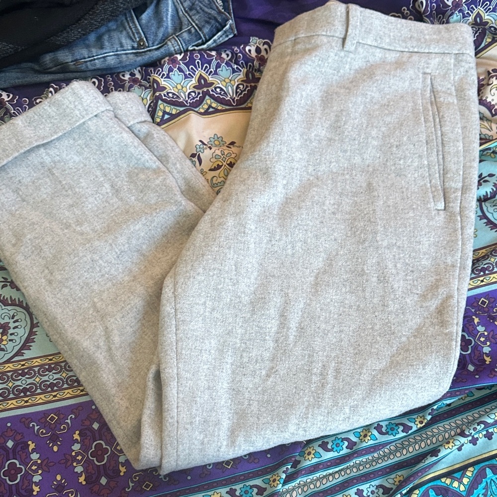 Express Heather Gray Chinos - Picture 9 of 10